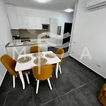 Brilliant 626 Apartment *